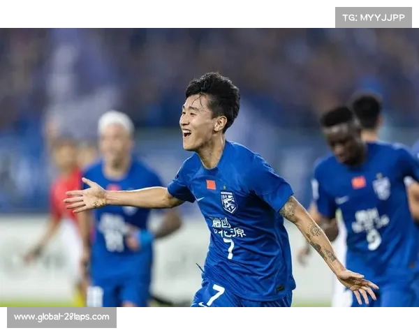 韦世豪国足合练状态回归 显示完全具备出战卡塔尔的实力与信心 韦世豪国足合练状态回归 显示完全具备出战卡塔尔的实力与信心
